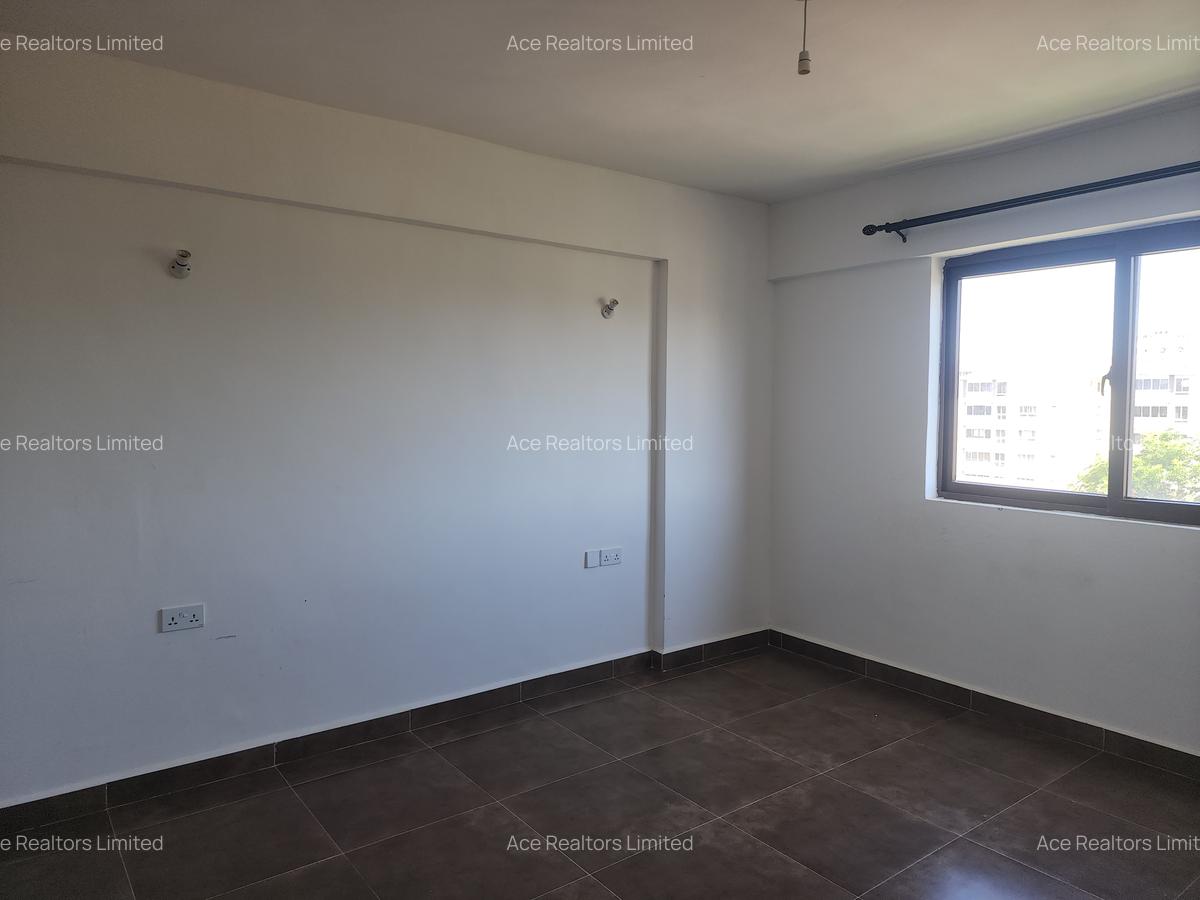 3 Bed Apartment with En Suite at Westlands - 6