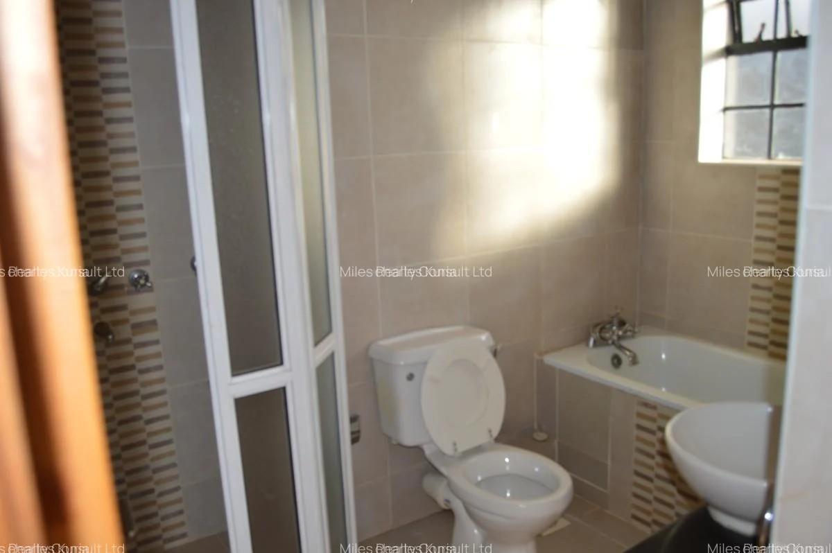 4 Bed Villa with En Suite in Kiambu Road - 7