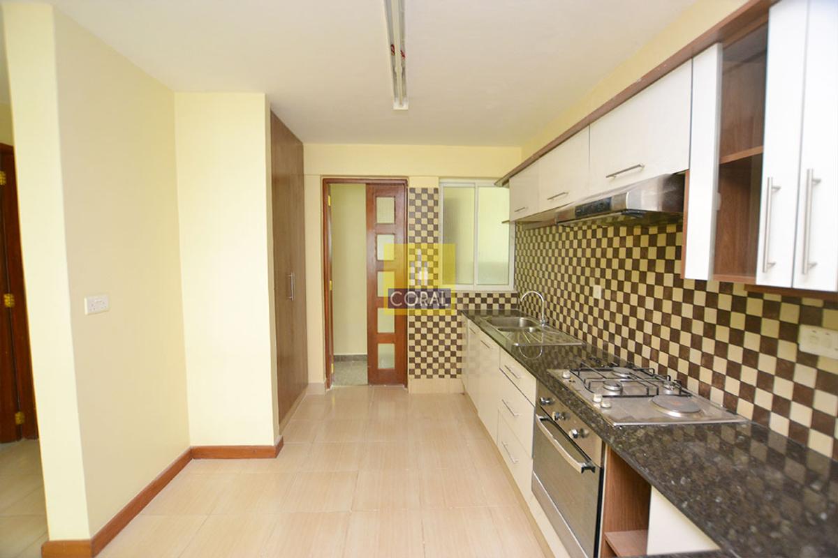 3 Bed Apartment with En Suite in Kileleshwa - 4