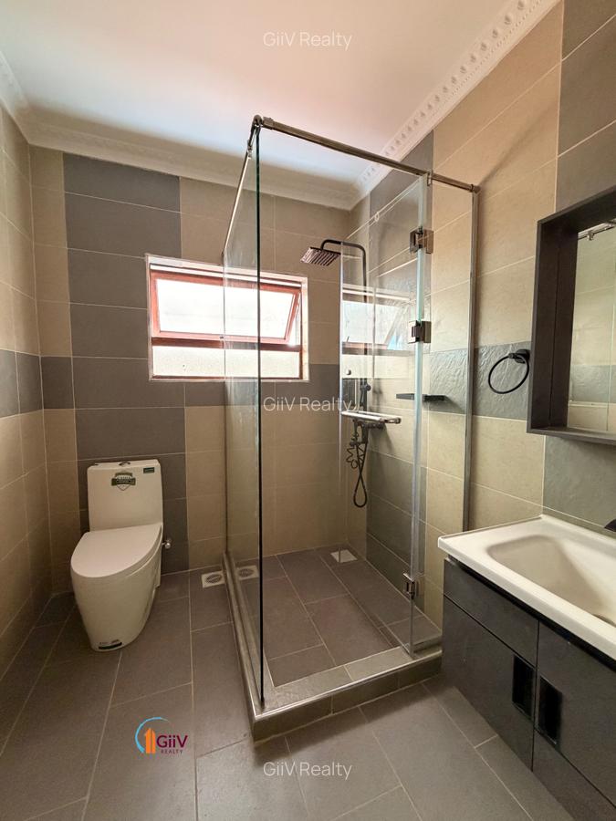5 Bed House with Staff Quarters in Kitisuru - 15