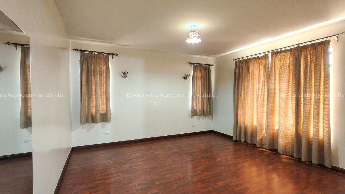 3 Bed Apartment with En Suite at Brook Side - 20