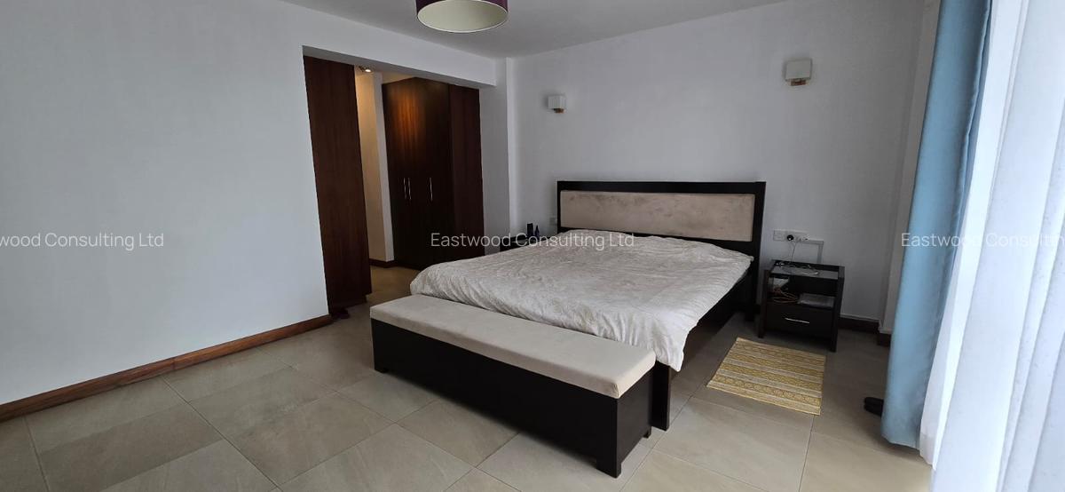 4 Bed Apartment with En Suite at 6Th Parklands - 8