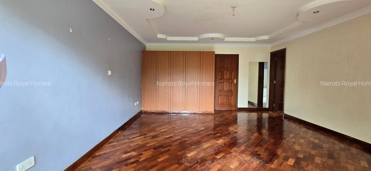 4 Bed Townhouse with En Suite at Lavington Road - 9