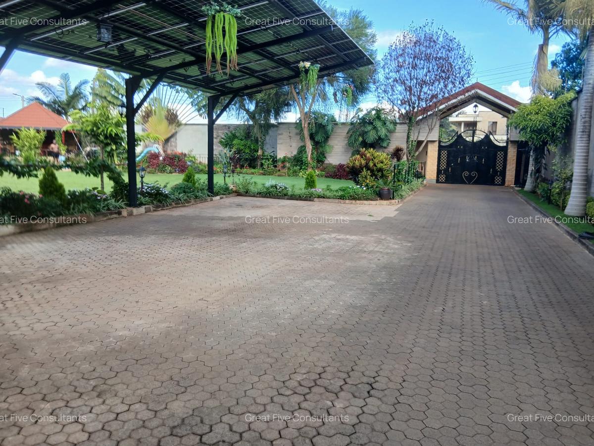 4 Bed Villa with En Suite in Runda - 2