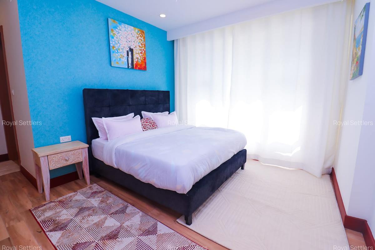 Furnished 2 Bed Apartment with En Suite at City Park Drive - 5