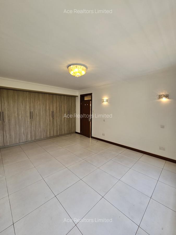 4 Bed Apartment with En Suite at Spring Valley - 12