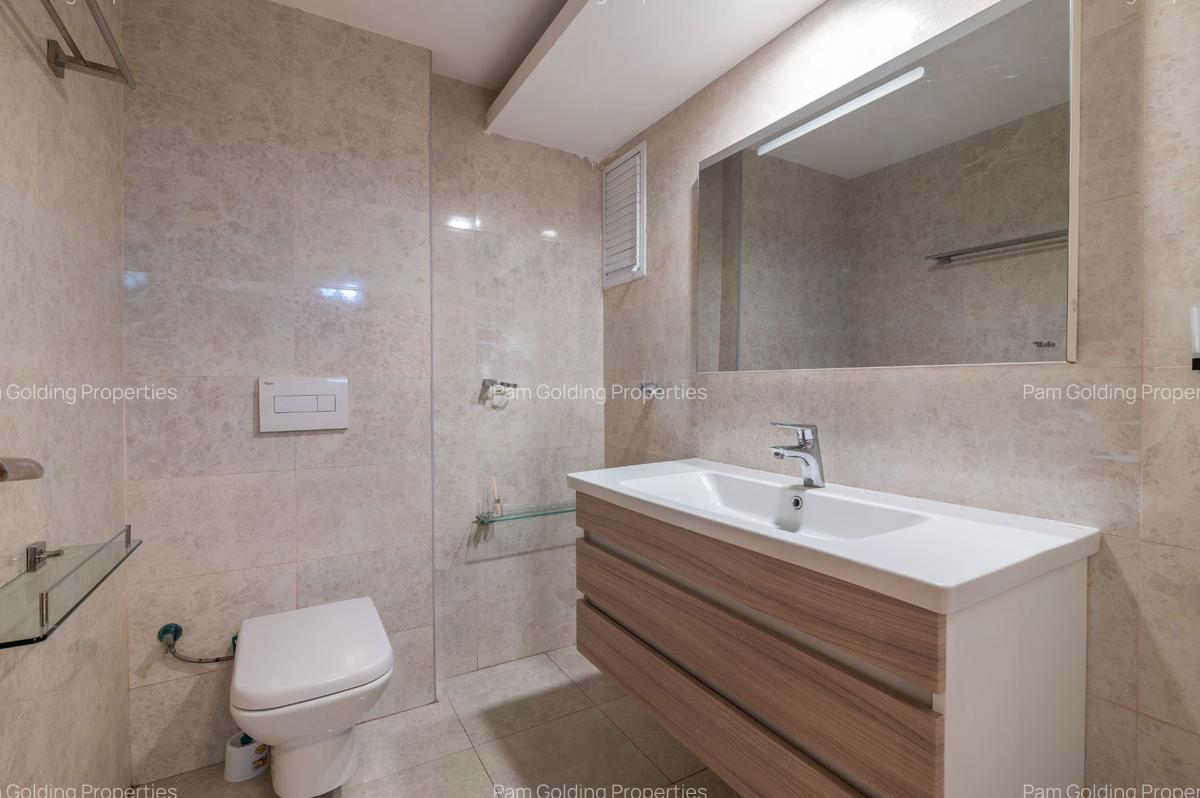 Furnished 3 Bed Apartment with En Suite in Kileleshwa - 5