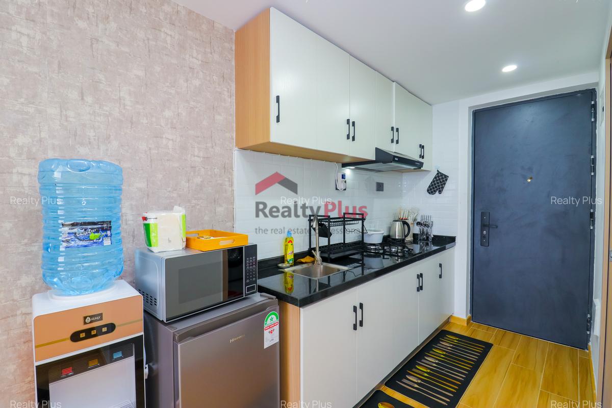 Furnished Studio Apartment with Swimming Pool in Kilimani - 4