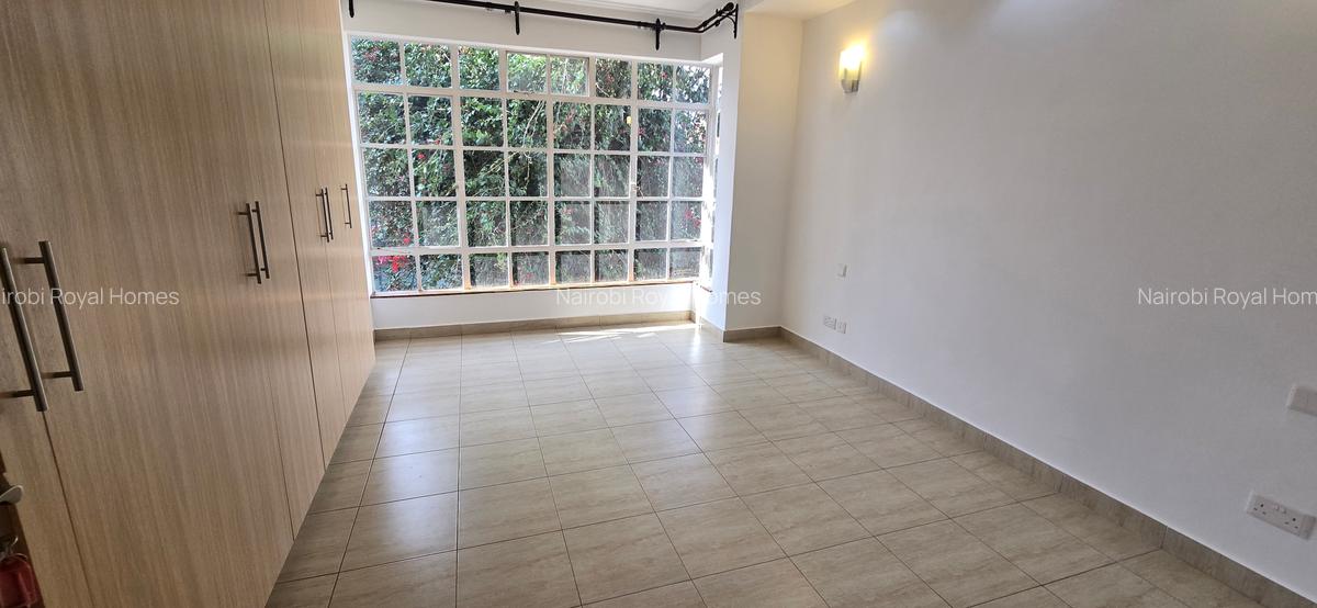 3 Bed Apartment with En Suite at Valley Arcade - 19