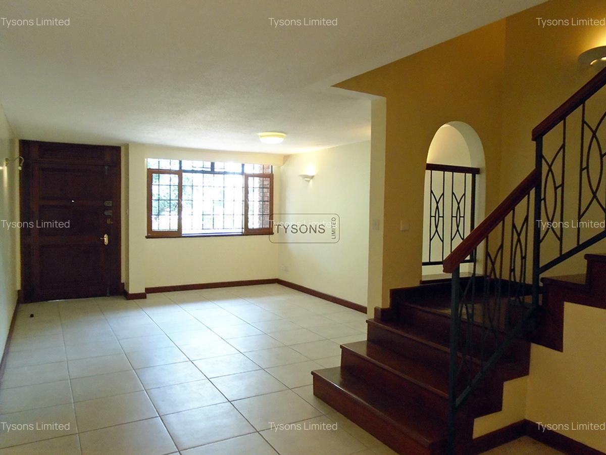 3 Bed Apartment with En Suite in Westlands Area - 13