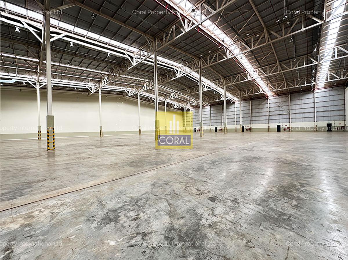 Warehouse in Tatu City - 3