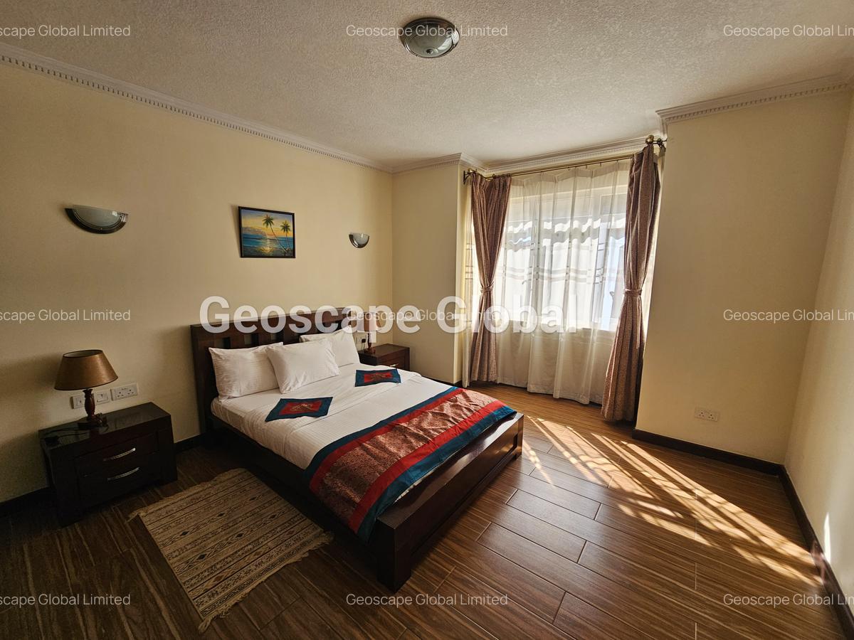 Furnished 2 Bed Apartment with En Suite in Brookside - 5