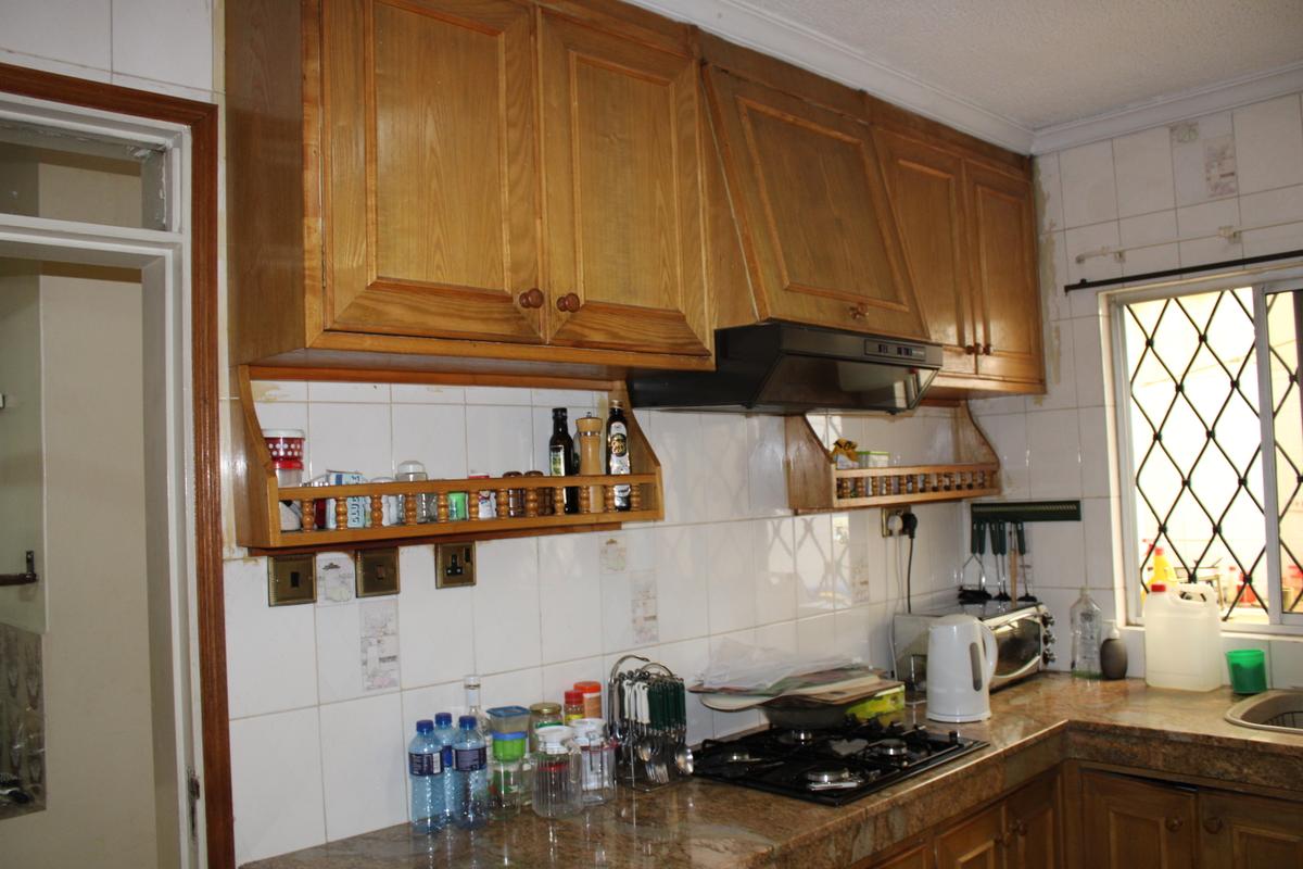 5 Bed Townhouse with En Suite in Westlands Area - 5