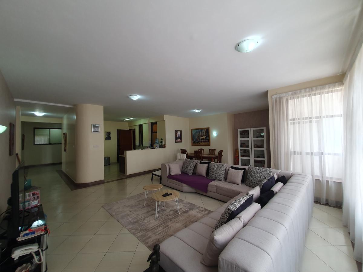 3 Bed Apartment with En Suite at Mpaka Rd - 2