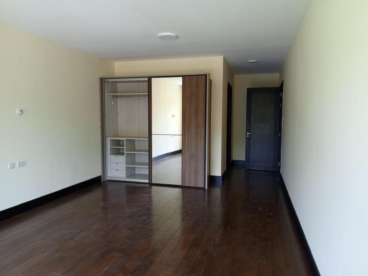 4 Bed Apartment with En Suite in General Mathenge - 7