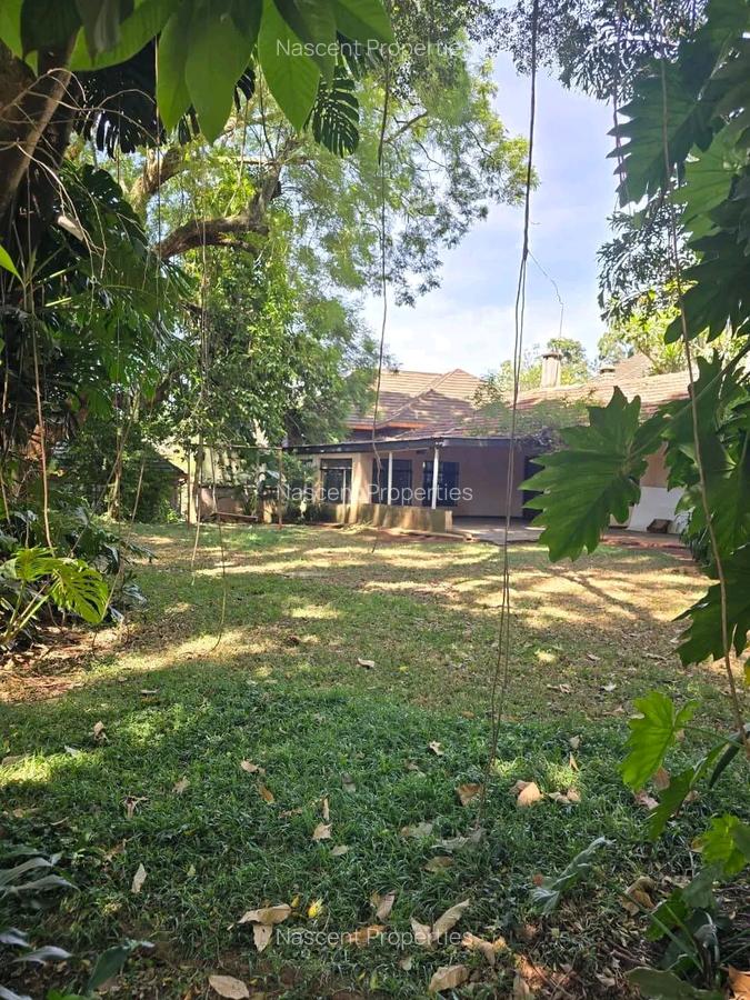 3 Bed House with En Suite in Spring Valley - 1