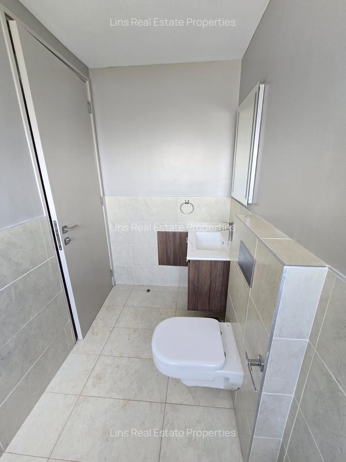 4 Bed Townhouse with En Suite in Runda - 15