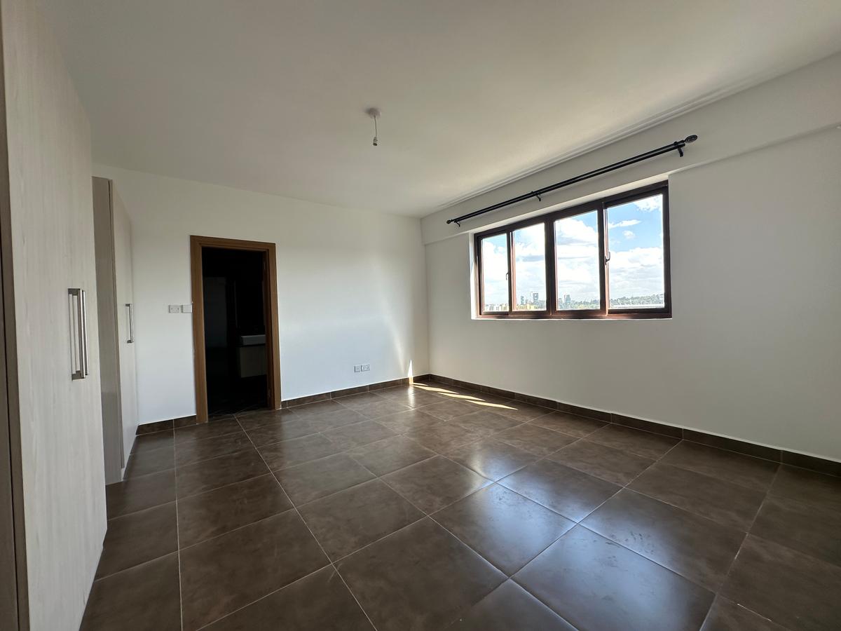 Serviced 3 Bed Apartment with En Suite in Westlands Area - 12