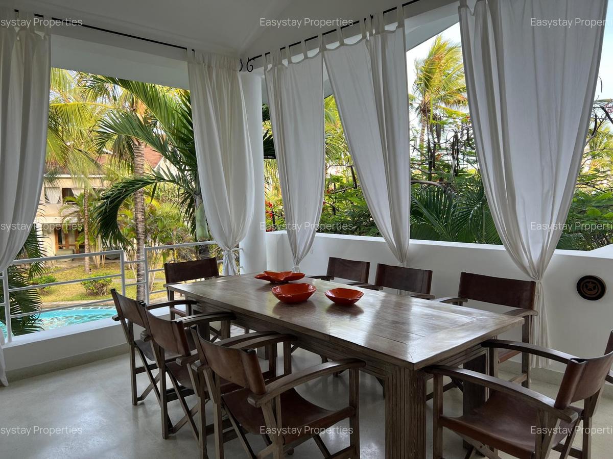 3 Bed Villa with Swimming Pool in Watamu - 13