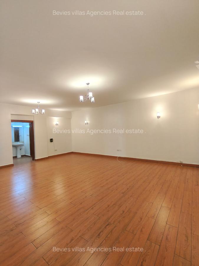 2 Bed Apartment with En Suite at Parklands - 10