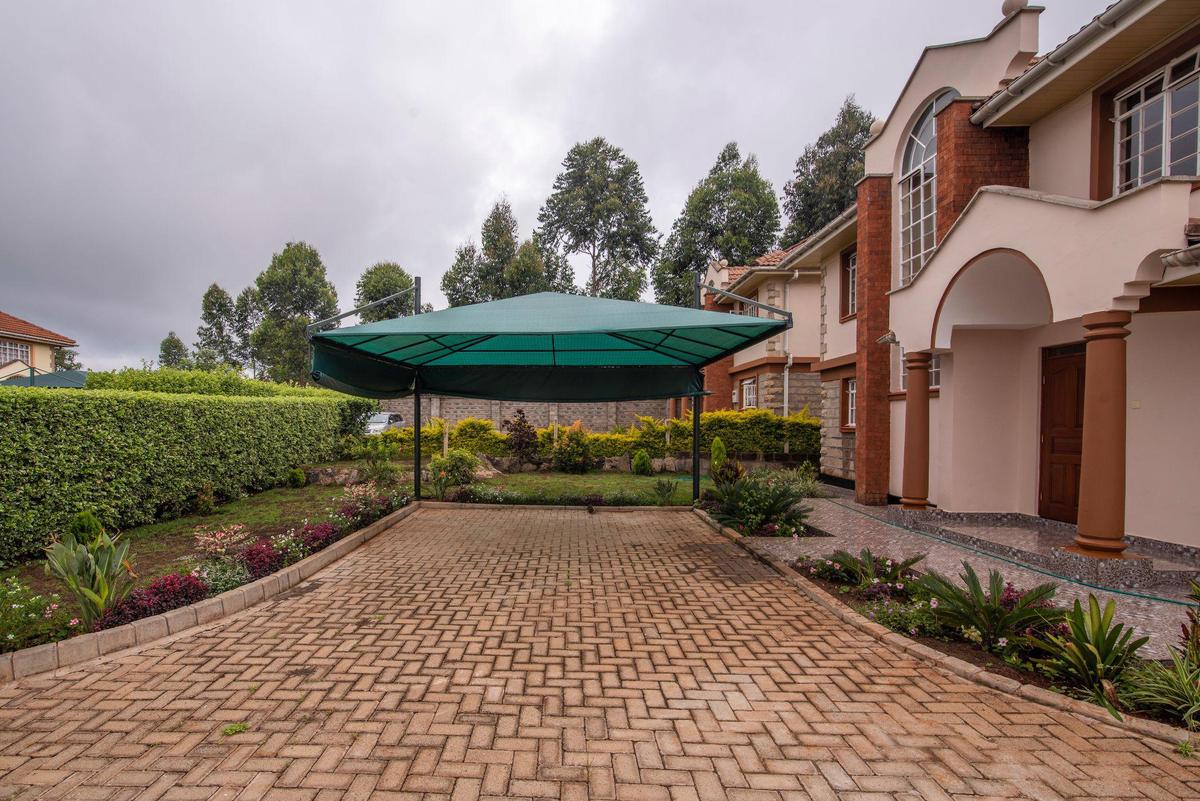 4 Bed Townhouse with Garden in Kiambu Road - 17