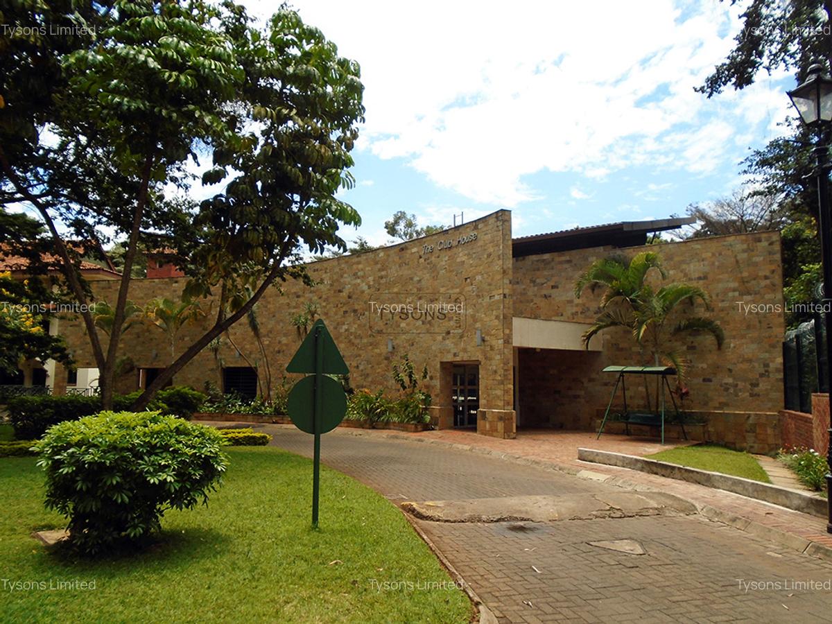 4 Bed Apartment with En Suite in Westlands Area - 15