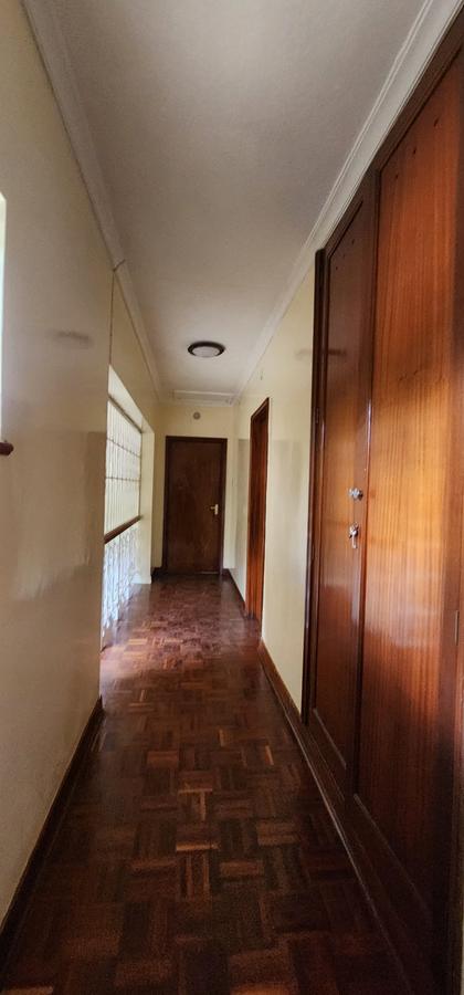 3 Bed House with En Suite in Lavington - 13