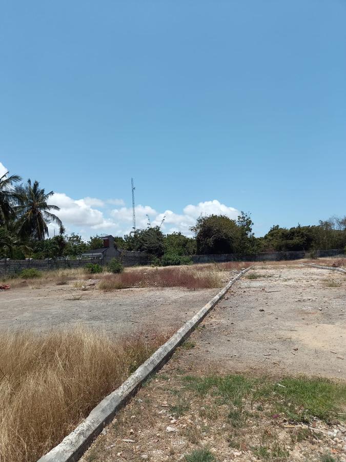 1,012 m² Residential Land in Nyali Area - 2