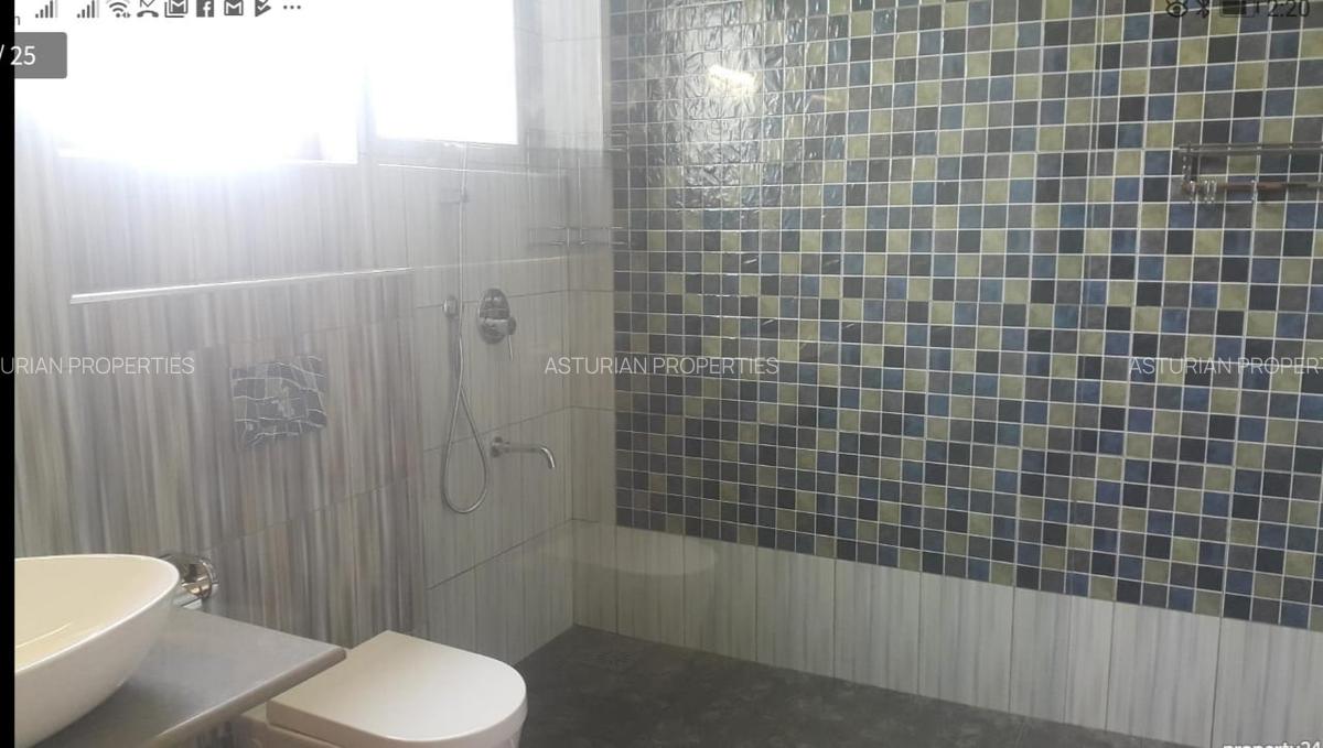 5 Bed Townhouse with En Suite in Lavington - 6