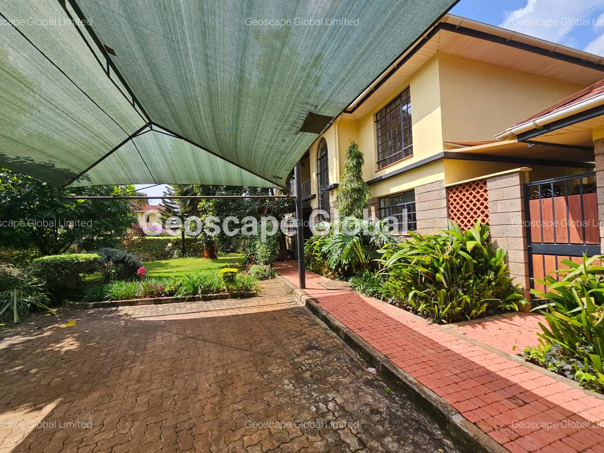 4 Bed House with En Suite in Runda - 5