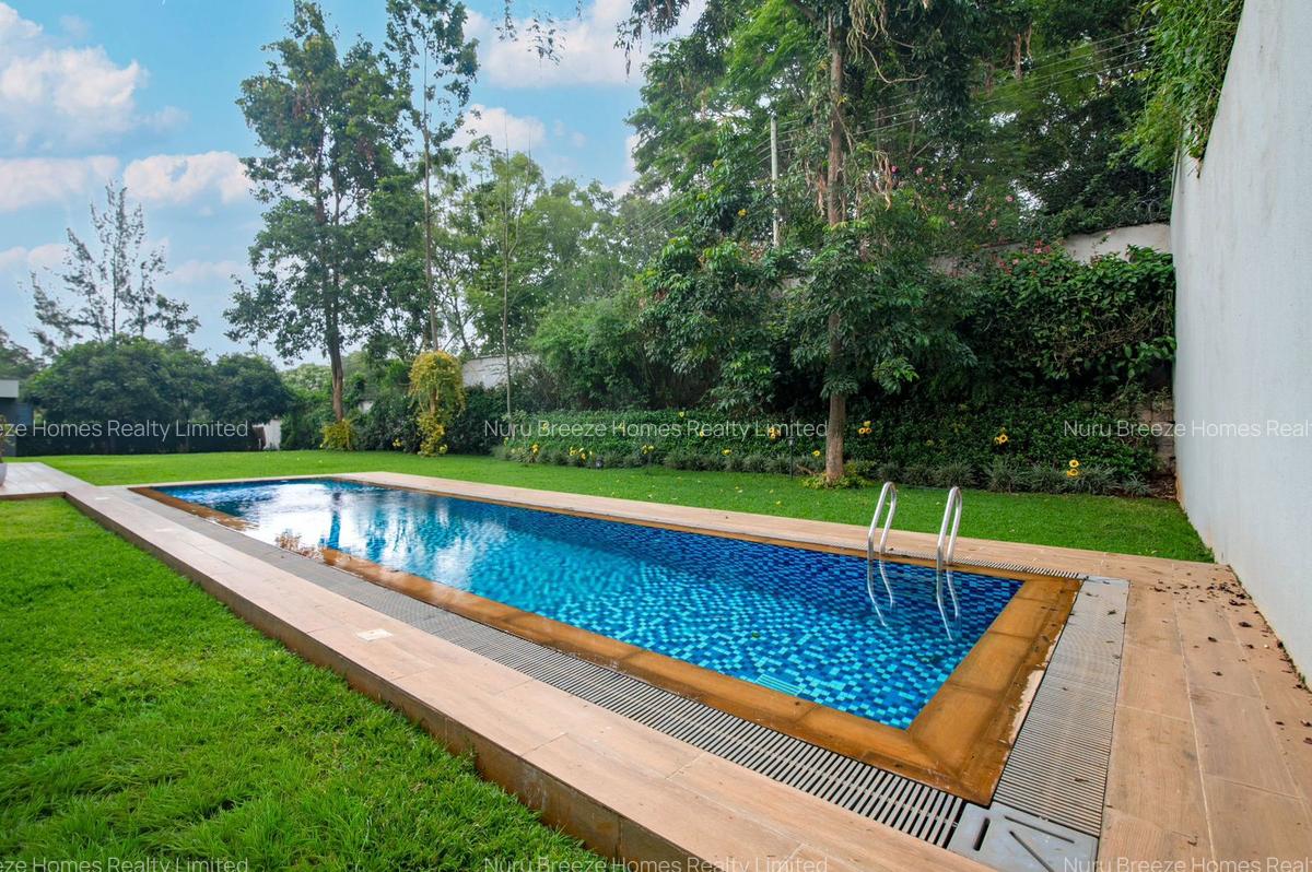 5 Bed Townhouse with En Suite in Karen - 4