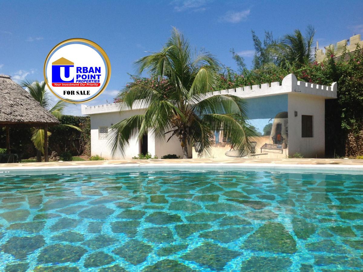 5 Bed House with En Suite in Watamu - 14