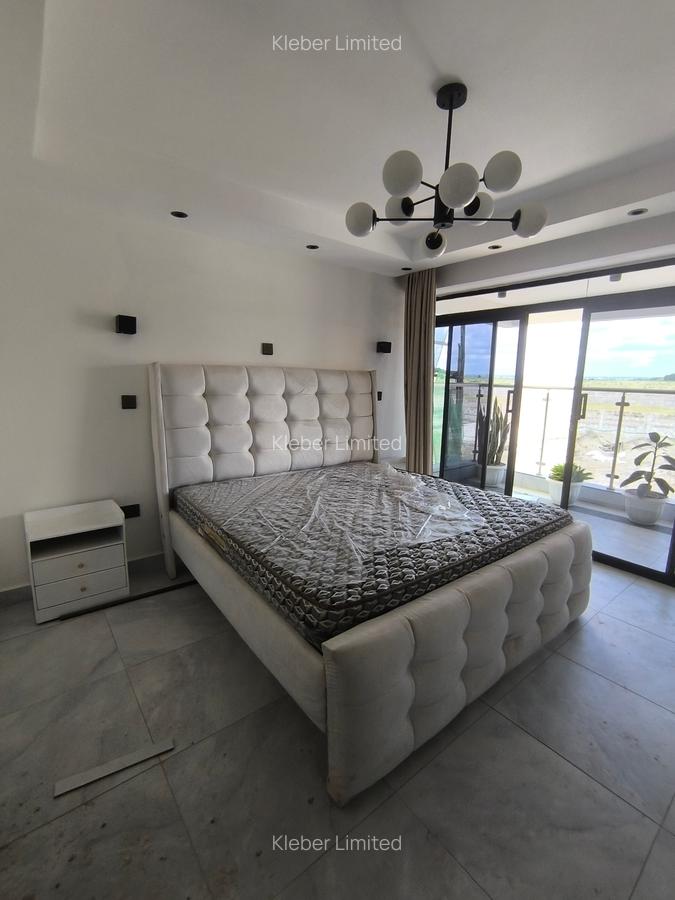 4 Bed Villa with En Suite at Eastern Bypass - 16