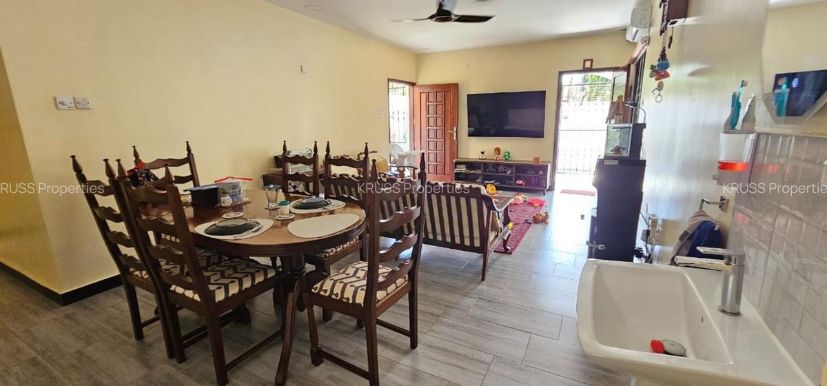 2 Bed House with En Suite at Hr91 - 5