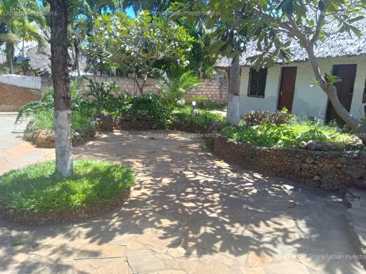 3 Bed House with En Suite in Mtwapa - 5