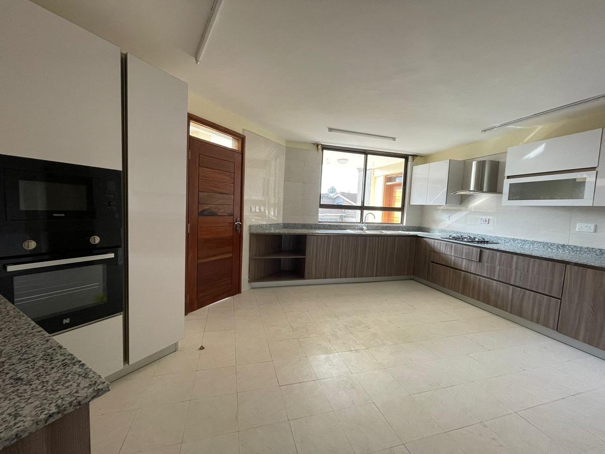 3 Bed Apartment with En Suite in Kileleshwa - 20