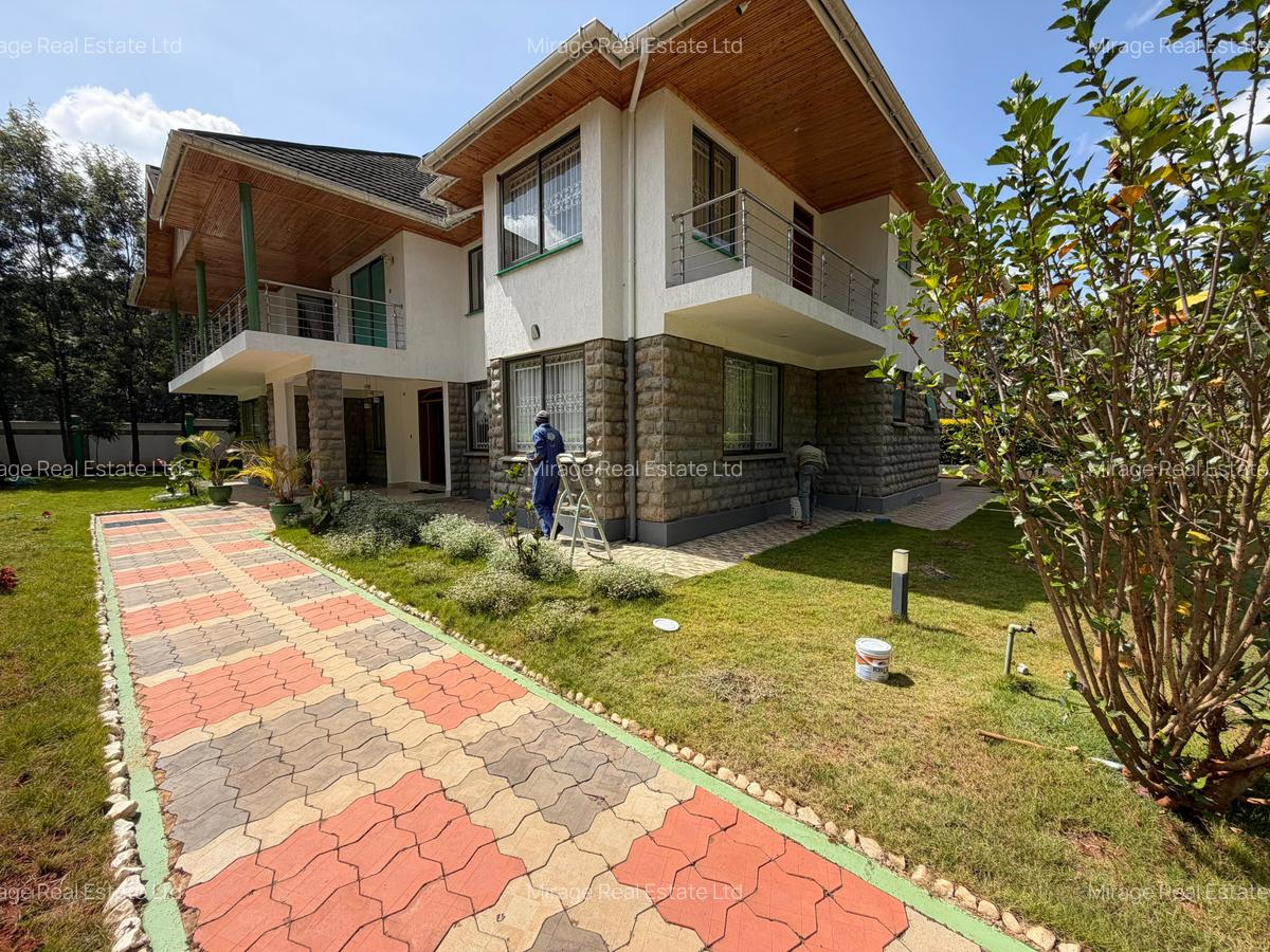 4 Bed House with En Suite in Karen - 2