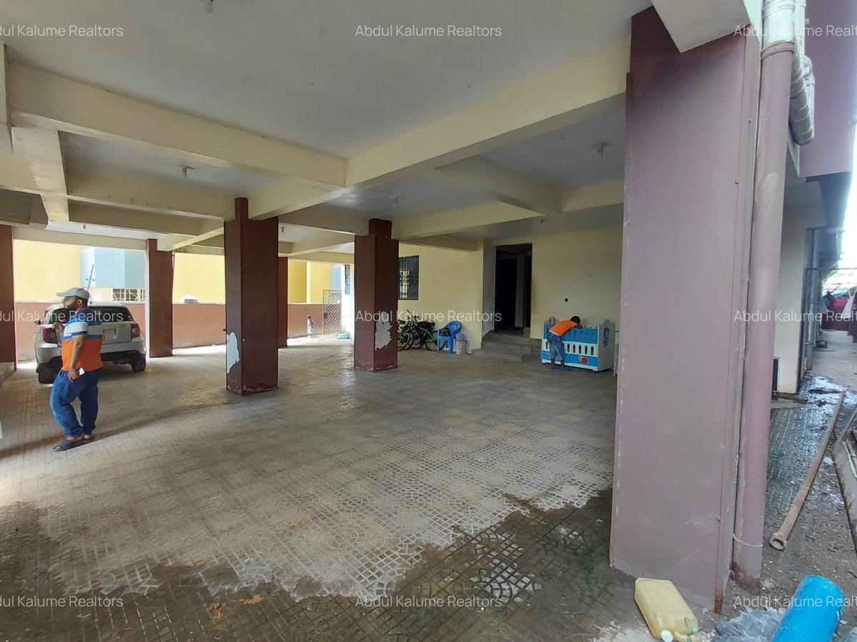 10 Bed House with En Suite at Bamburi - 4