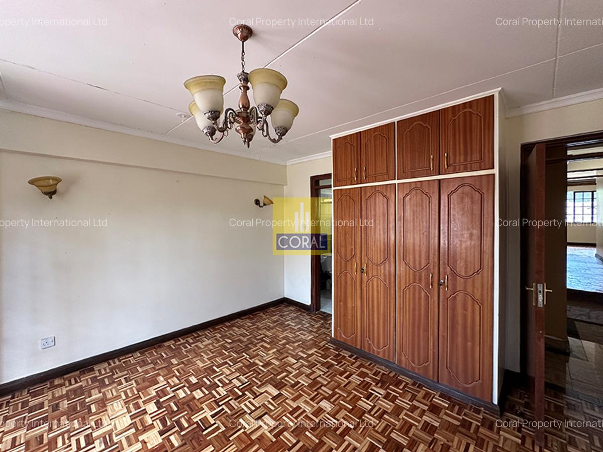 4 Bed Townhouse in Kileleshwa - 11
