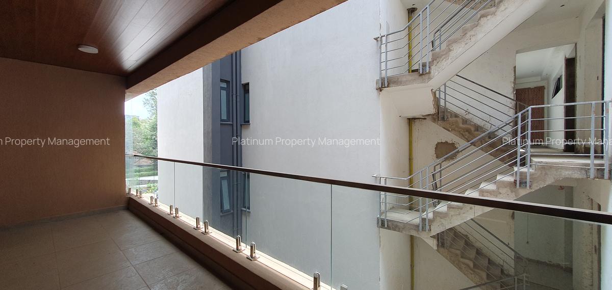 2 Bed Apartment with En Suite in Spring Valley - 4