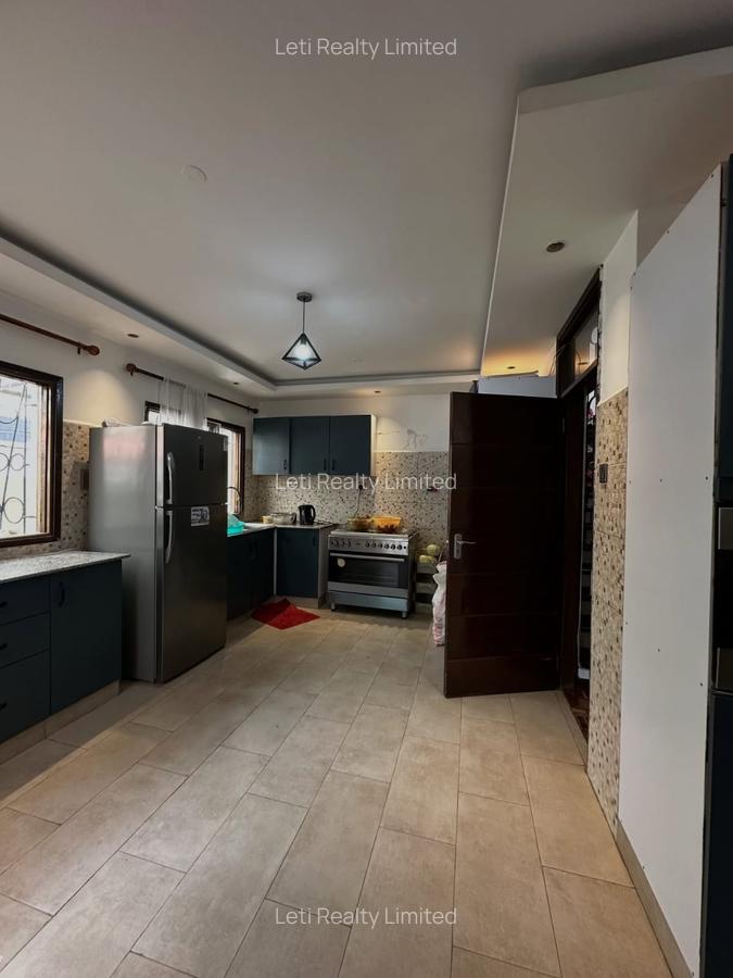 4 Bed Townhouse with En Suite in Kilimani - 4