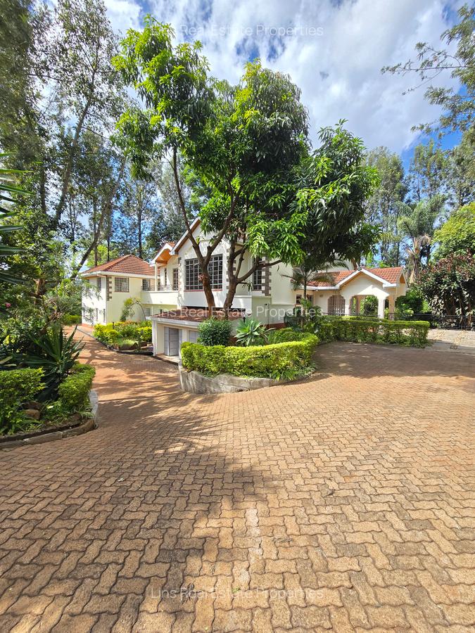 4 Bed House with En Suite in Runda - 1