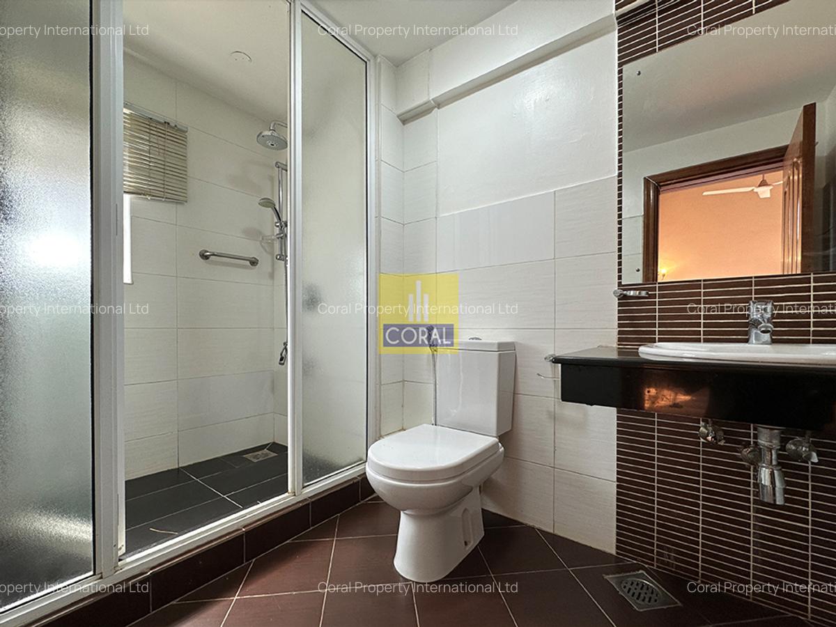 5 Bed Townhouse in Lavington - 16