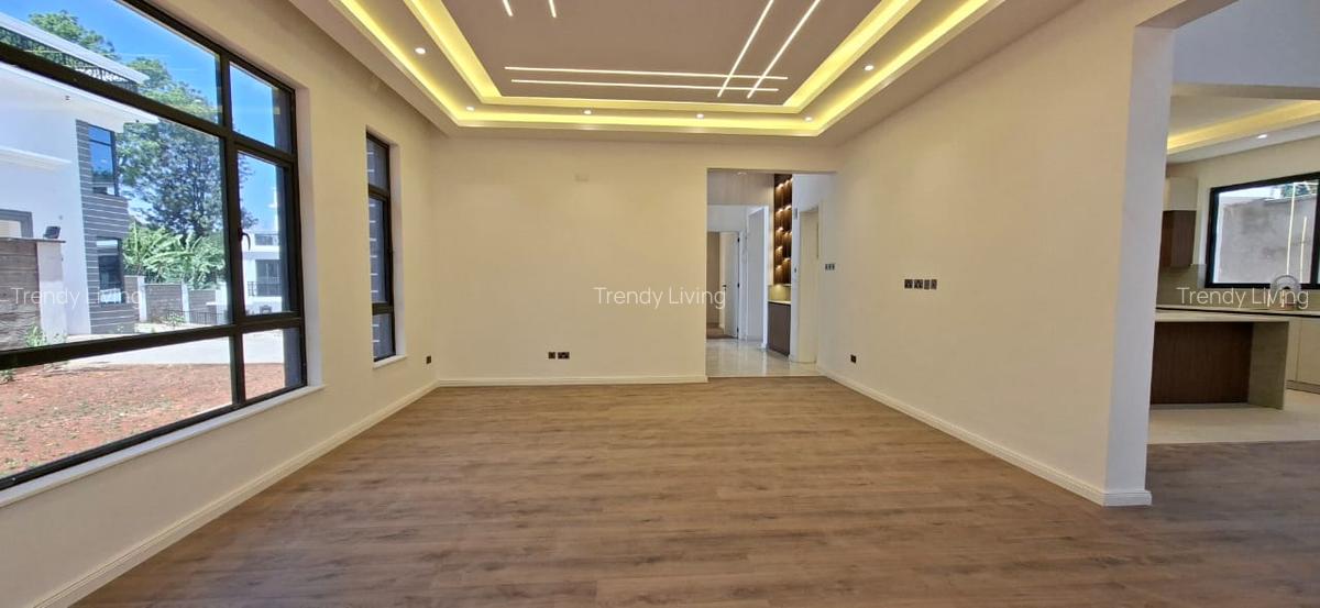 5 Bed Townhouse with En Suite in Lavington - 6