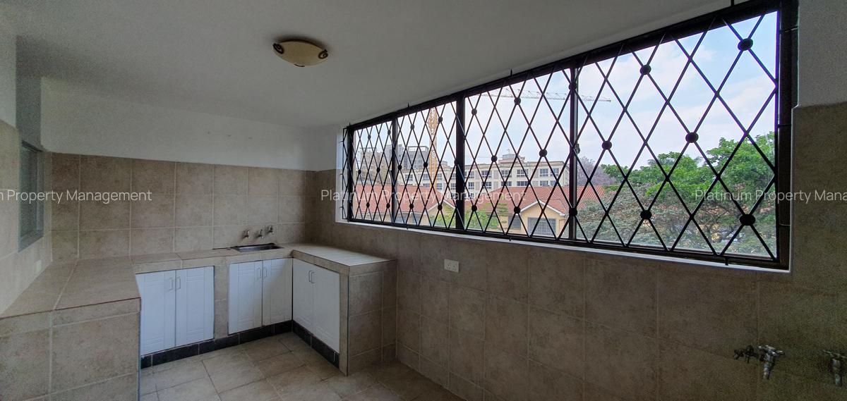 3 Bed Apartment with En Suite in General Mathenge - 7