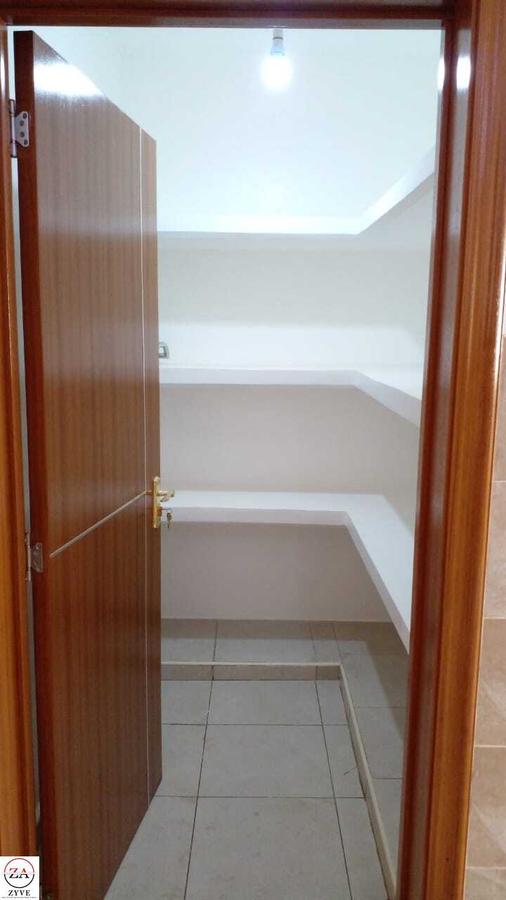 3 Bed Apartment with En Suite at Westlands - 8