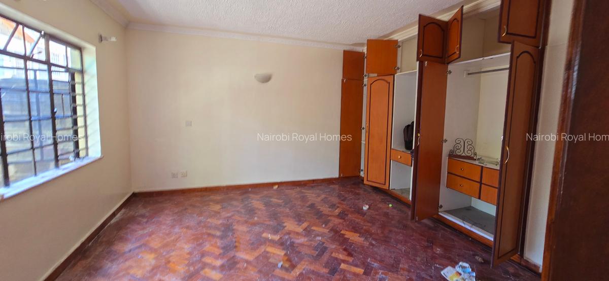 4 Bed Townhouse with En Suite at Lavington Green - 18