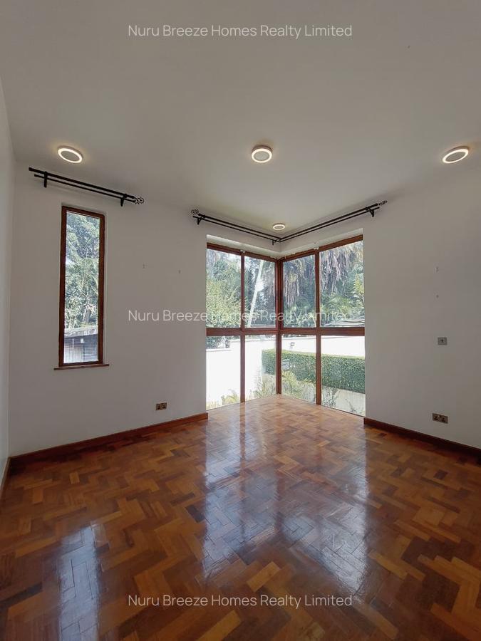 6 Bed Townhouse with En Suite in Lavington - 7