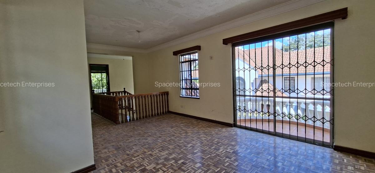 4 Bed Townhouse with En Suite in Kileleshwa - 6