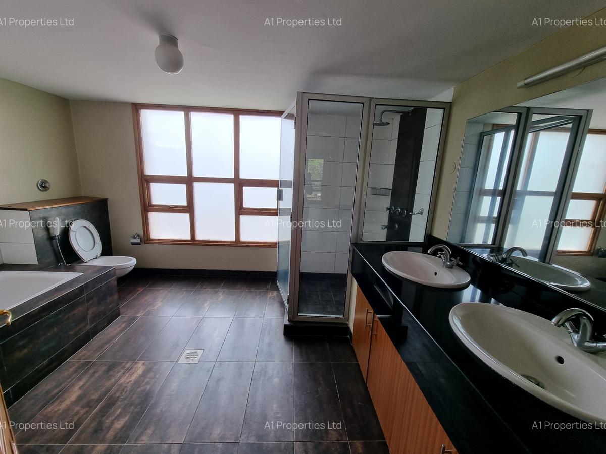 5 Bed Townhouse in Karen - 15